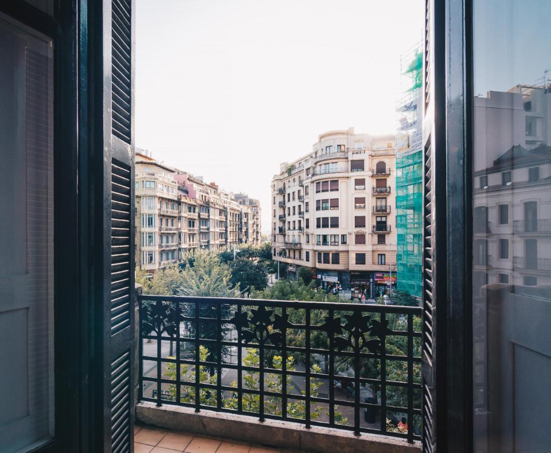 Royal Apartment *